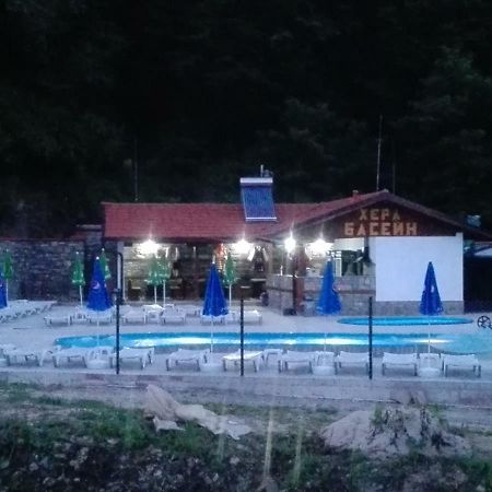 Hera Guest House Чифлик Экстерьер фото