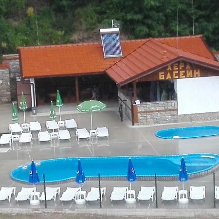 Hera Guest House Чифлик Экстерьер фото