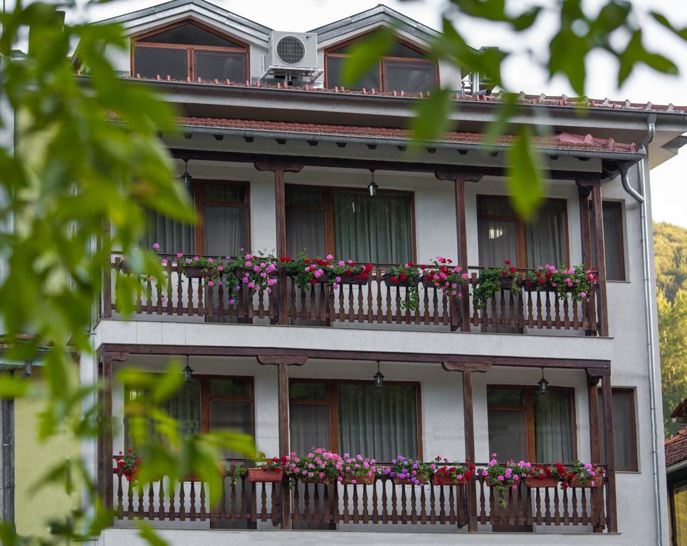 Hera Guest House Чифлик Экстерьер фото