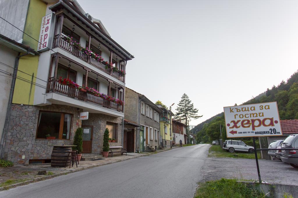 Hera Guest House Чифлик Экстерьер фото