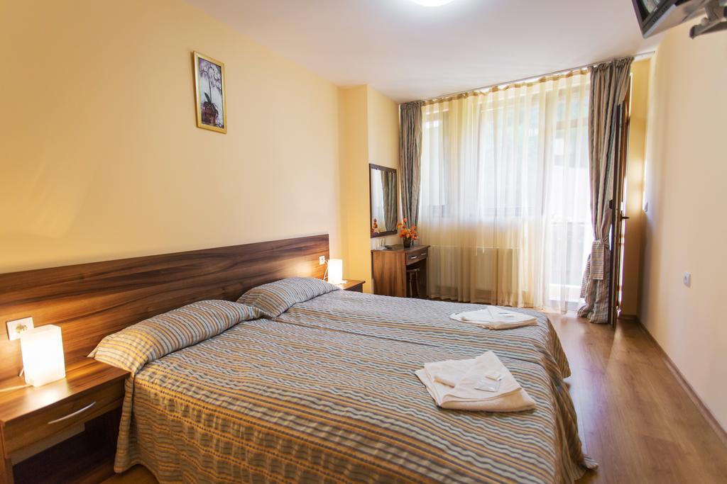 Hera Guest House Чифлик Экстерьер фото