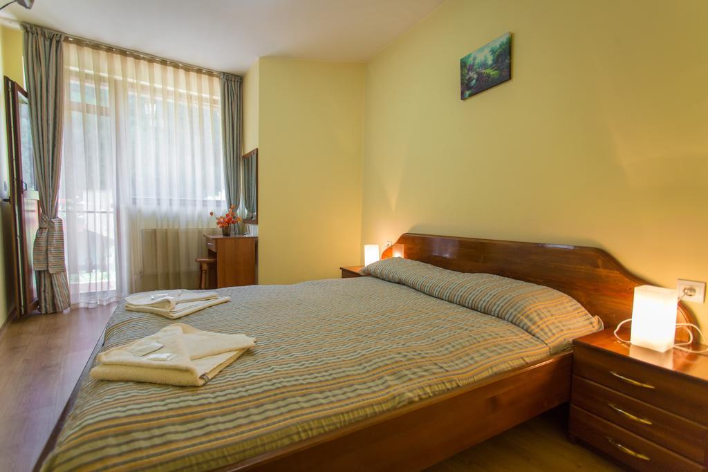 Hera Guest House Чифлик Экстерьер фото