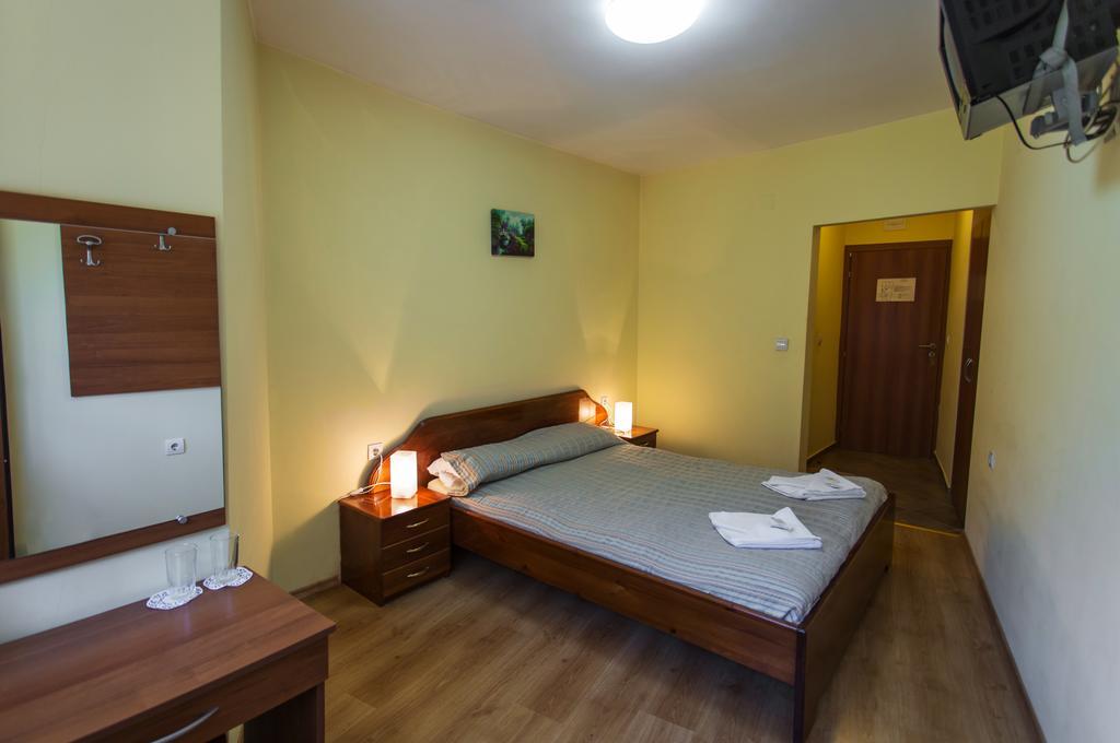 Hera Guest House Чифлик Экстерьер фото